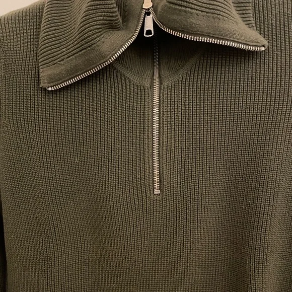 Green Ribbed Sweater - Picture 7 of 10